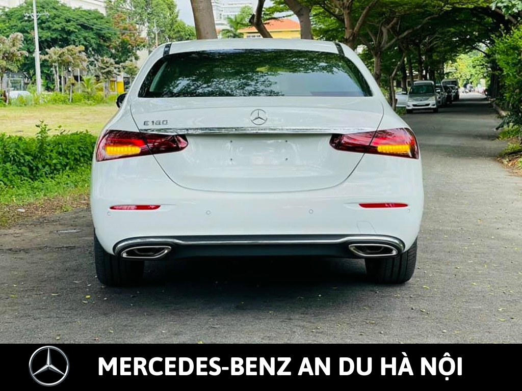 Mercedes E180 2021